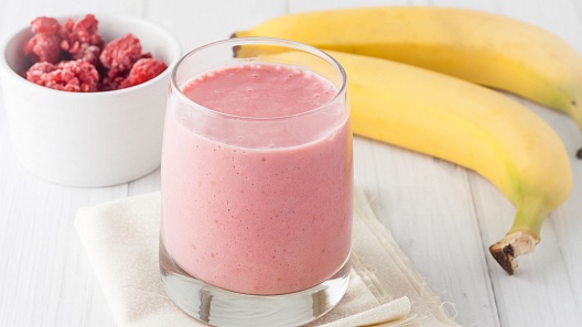 Диетическая карточка «Малиново-банановый смузи» участников 3-го сезона специального проекта «Я худею!» телеканала НТВ Диетическая карточка «Малиново-банановый смузи» участников 3-го сезона специального проекта «Я худею!» телеканала НТВ